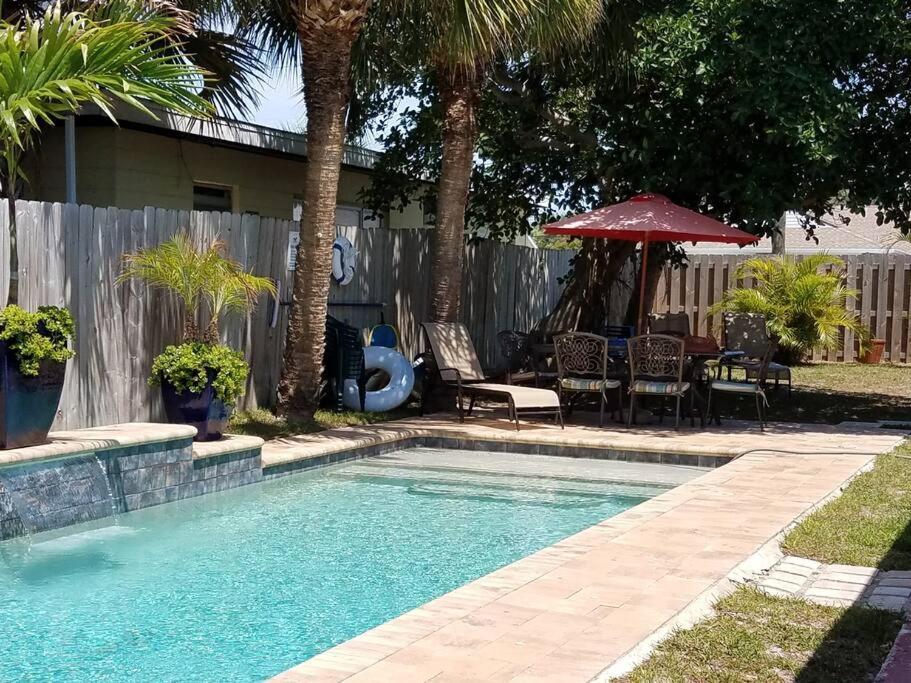 Hawaiian Cottage - Heated Pool Walk To The Beach 可可比奇 外观 照片