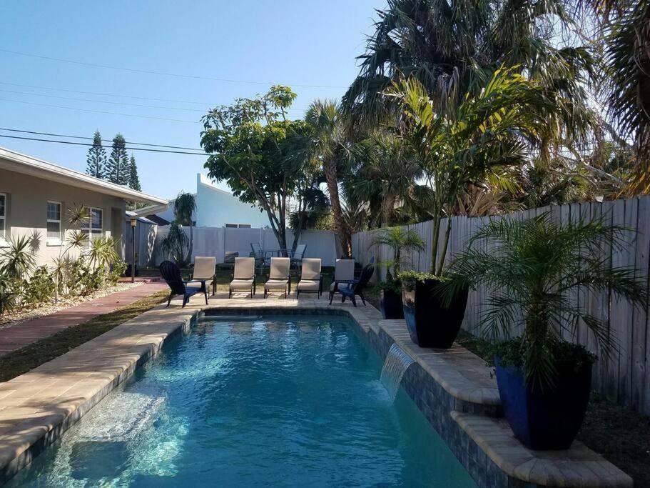 Hawaiian Cottage - Heated Pool Walk To The Beach 可可比奇 外观 照片